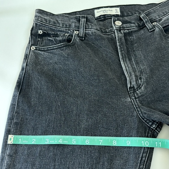 Abercrombie & Fitch The Mom High Rise black wash denim jeans size 27 / 4s - Picture 6 of 10